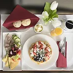 酒店 华沙机场诺富特酒店 4*