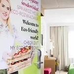 Novotel Airport Hotel