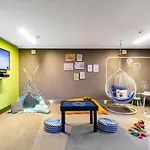 华沙机场诺富特酒店 酒店