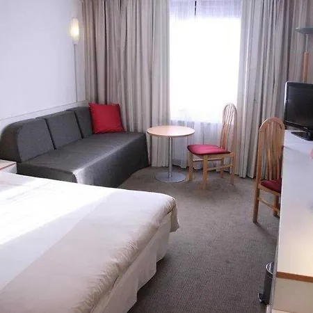 Hotel Novotel Airport Warschau