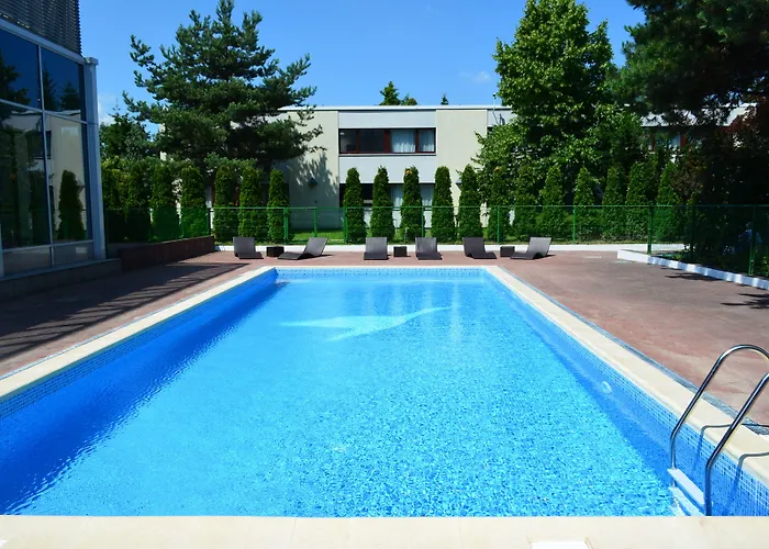 Hotell Novotel Airport 4*