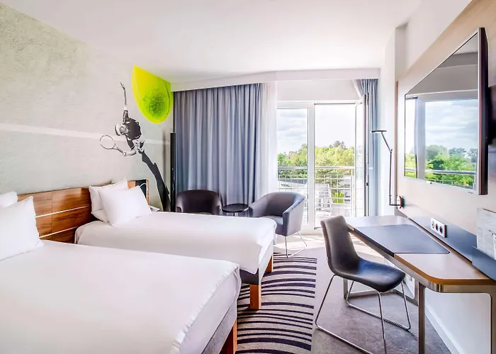 Hotell Novotel Airport 4*