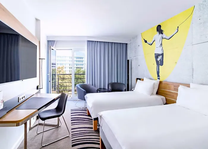 Novotel Airport Hotell 4*