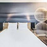 Hotell Novotel Airport 4*