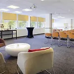 Hotell Novotel Airport 4*