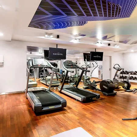 Novotel Airport Hotel 4*