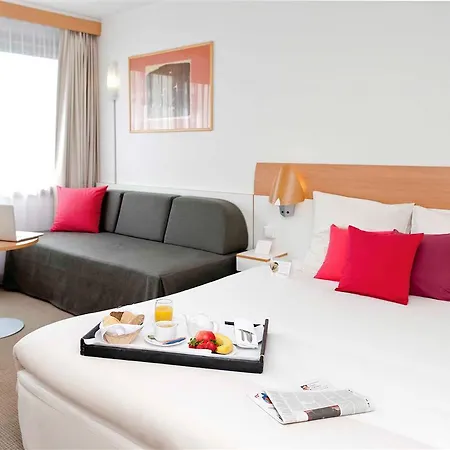 Szálloda Novotel Airport 4*