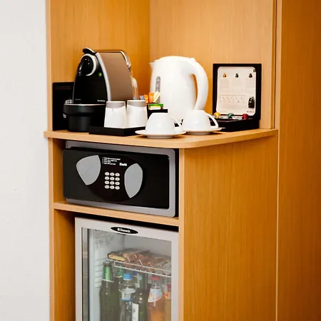 Hotel Novotel Airport 4*