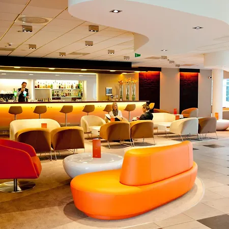 Hotel Novotel Airport 4*