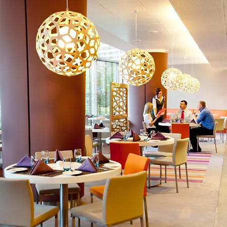 Novotel Airport