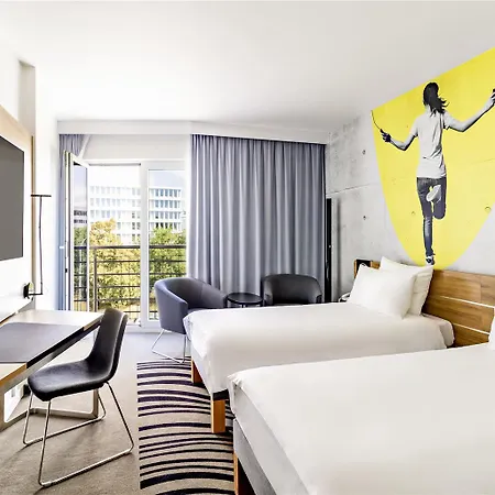 Hotel Novotel Airport 4*