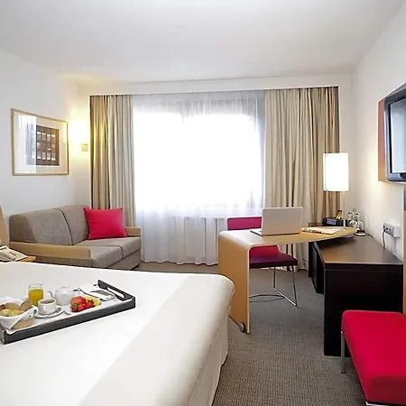Novotel Airport Hotel