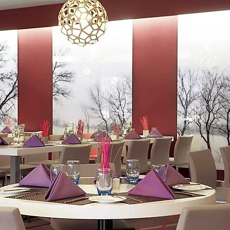 Hotel Novotel Airport 4*