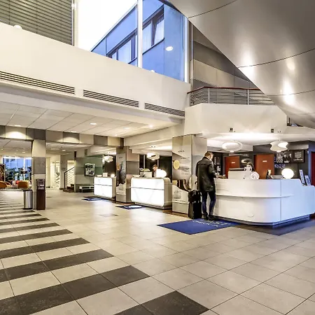 Novotel Airport 4* Варшава
