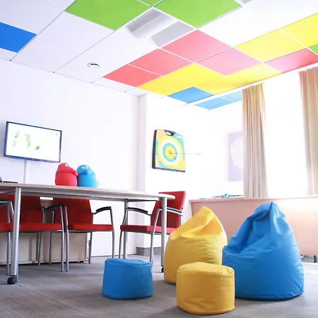 Novotel Airport Szálloda 4*