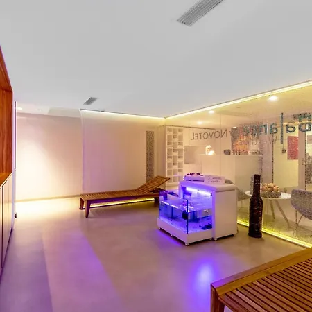 Novotel Airport 4*