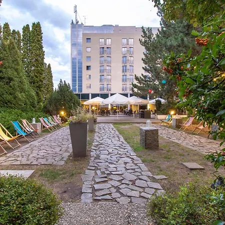 Novotel Airport 4* Varsovia
