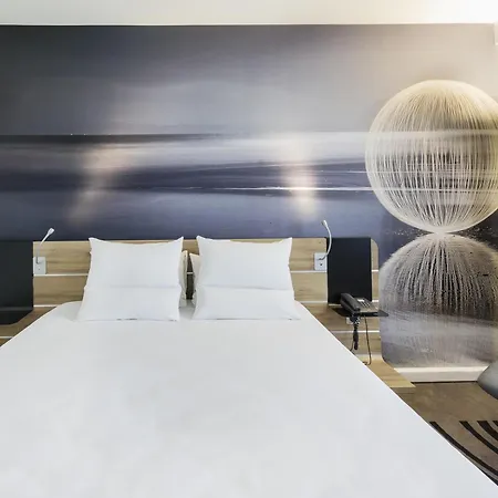 Hotel Novotel Airport