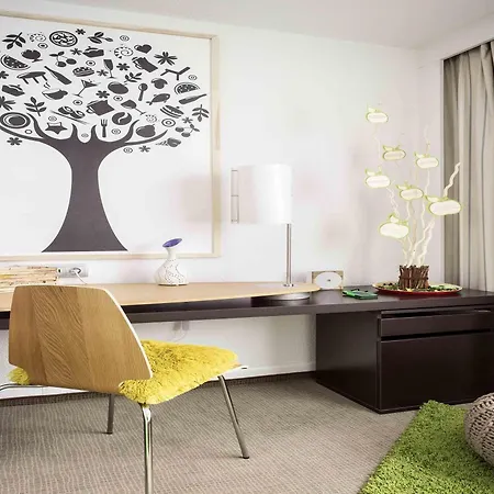 Novotel Airport 4* Warschau