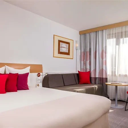 Hotel Novotel Airport