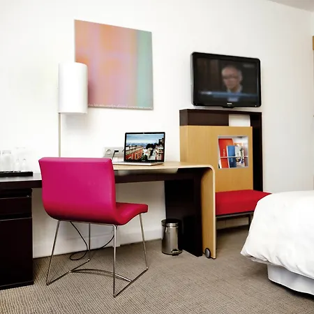 Novotel Airport Hotel