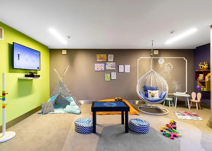 Novotel Airport Hotel